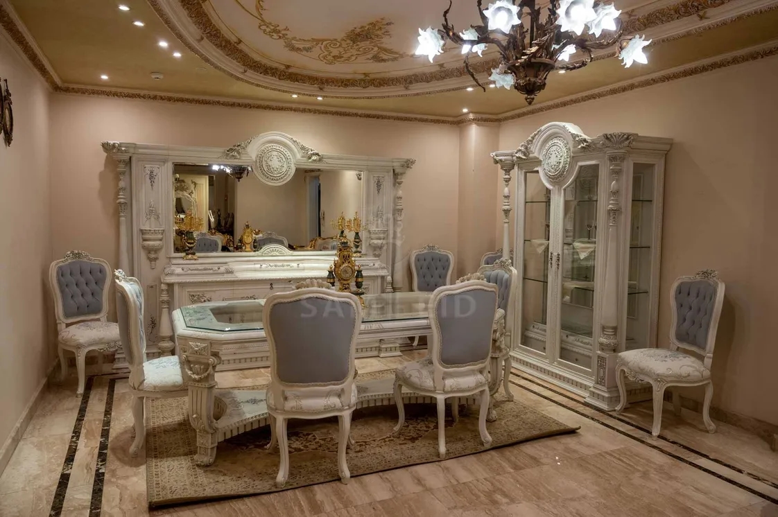 Classic Dining Room