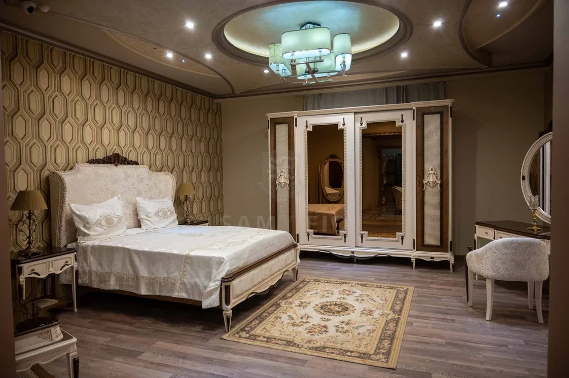 Classic Bedroom