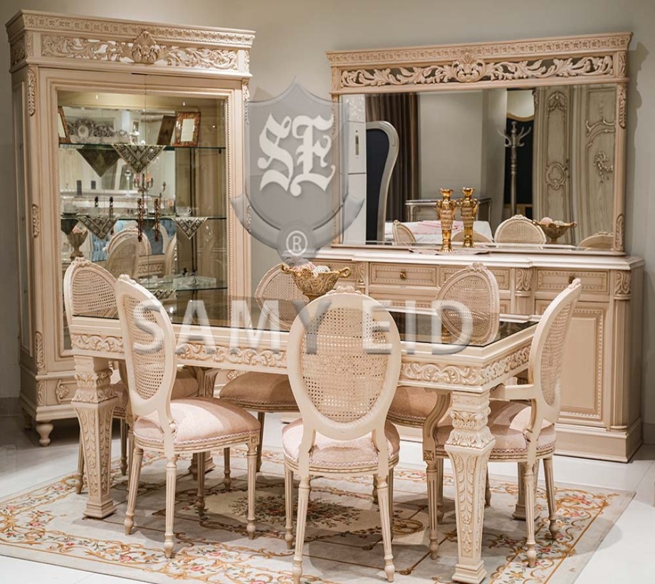 Classic Dining Room