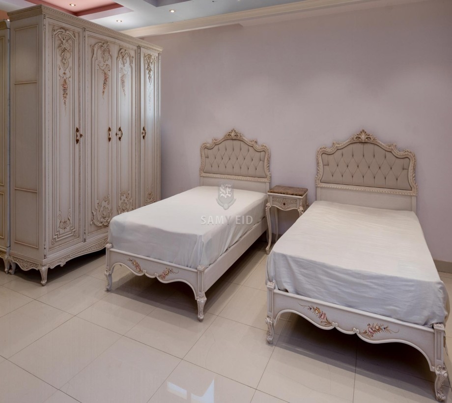Classic youth and children's room